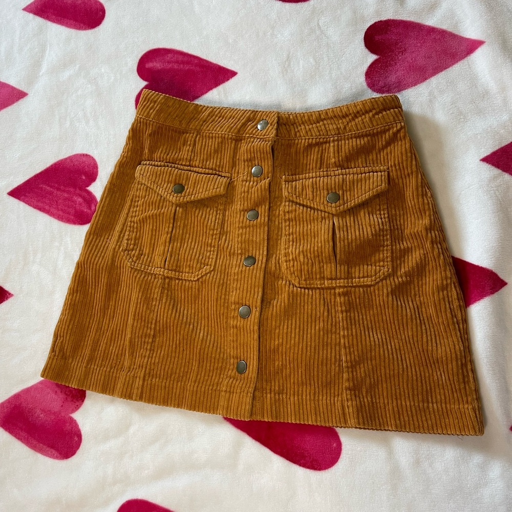 Forever 21 corduroy skirt size M